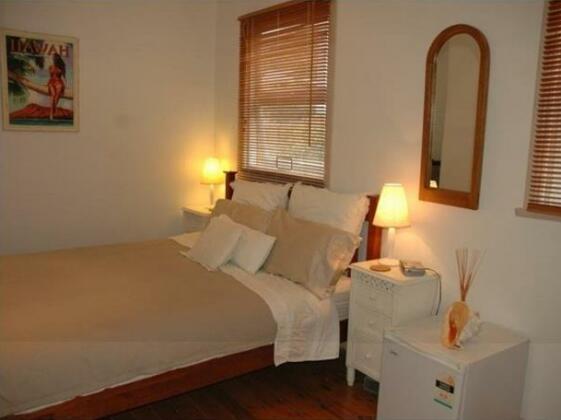 Whale Beach Bed and Breakfast - Photo2