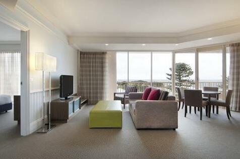 Crowne Plaza Terrigal Pacific - Photo4