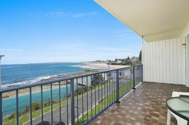 Waterfront Unit Unit 3 - Photo3