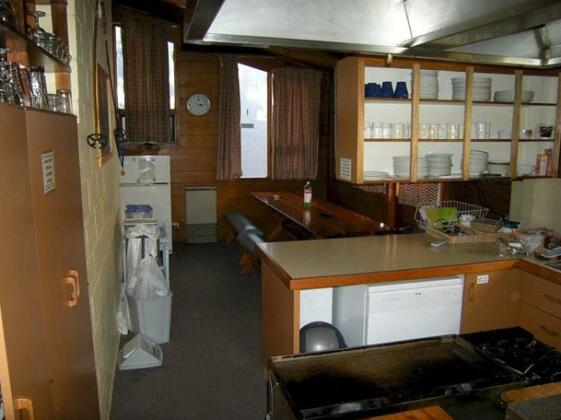 Aneeki Ski Lodge - Photo2