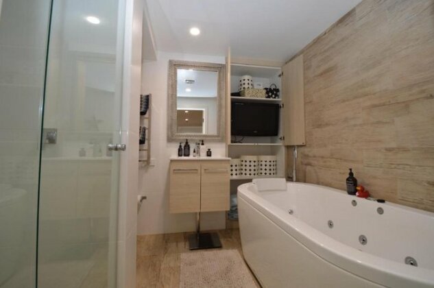 Karas 10 - Photo2