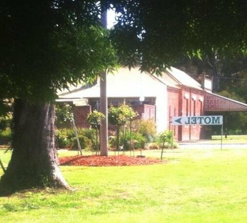 Bakery Park Motor Inn - Photo2
