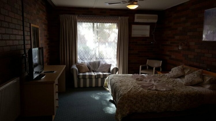 Tocumwal All Seasons Motel - Photo3