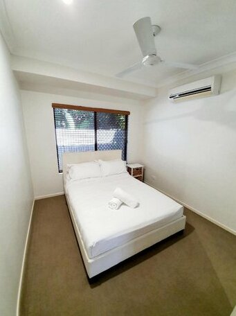 3 Bedroom Central Home - Photo5