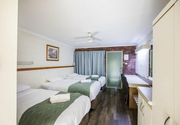 Billabong Lodge Motel - Photo3