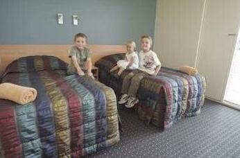 Tandara Motor Inn - Photo4