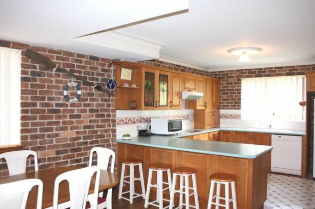 Birchgrove Terrace Unit 6 Recreation Lane Tun - Photo4