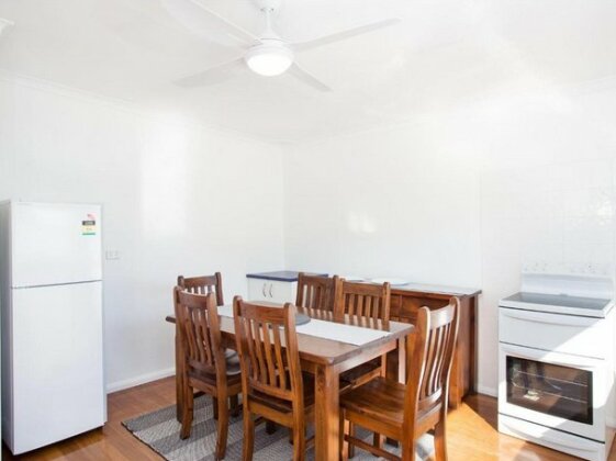 Lakeside Retreat Tuncurry - Photo4
