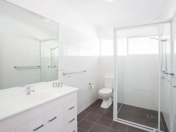 Lakeside Retreat Tuncurry - Photo5