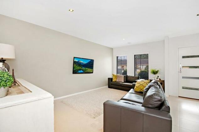 Central Warrnambool Townhouse - Photo4