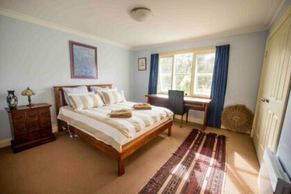 Wattle Grove Homestead Bed & Breakfast