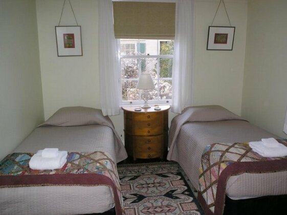 Silvermere Guesthouse - Photo3