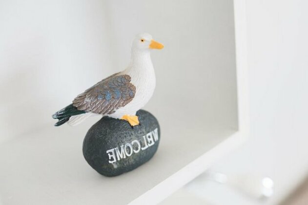 Larus Waterfront Cottage - Photo2
