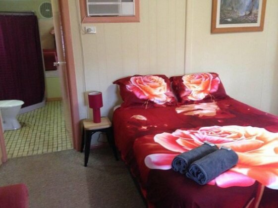 Banjos Overnight And Holiday Units - Photo2