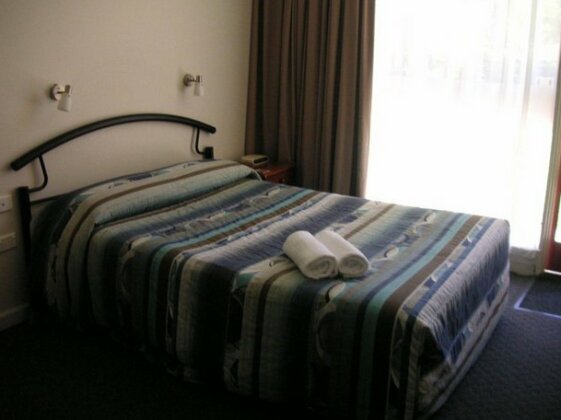 Warrina Motor Inn - Photo4