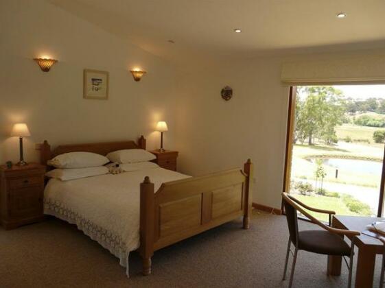 Tiers View Bed and Breakfast Accommodation - Photo2