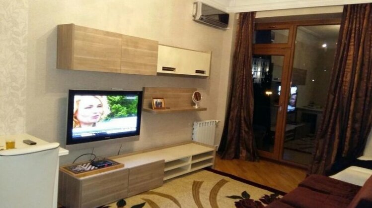 Apartment on Bakikhahnova - Photo4