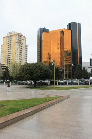 Apartment on Suleyman Rustem 17