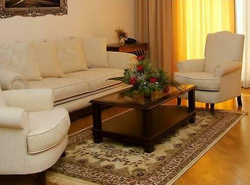 AYF Palace - Photo2