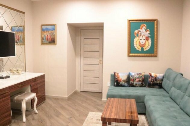 Cemm Boutique - Photo5