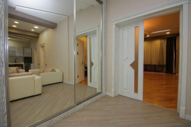 CENTR BAKU 4 Bedrooms - Photo2