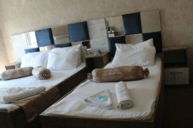 East House Hotel - Photo2