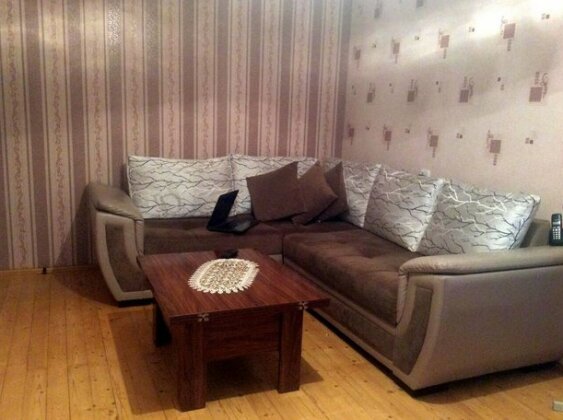 Photo 4