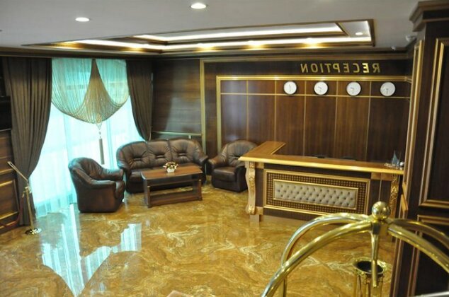 Joyy Hotel & Spa - Photo2