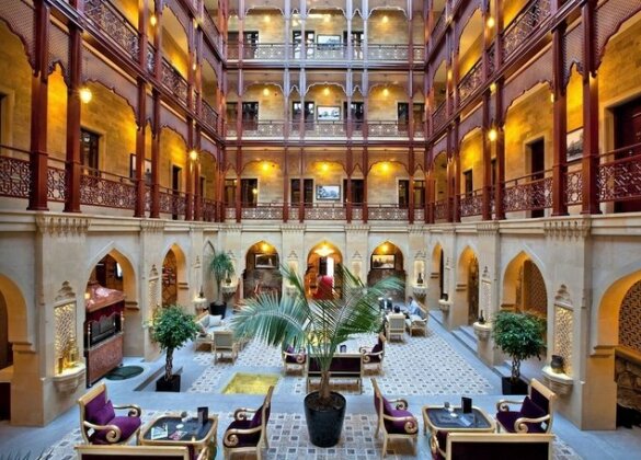 Shah Palace Hotel - Photo2