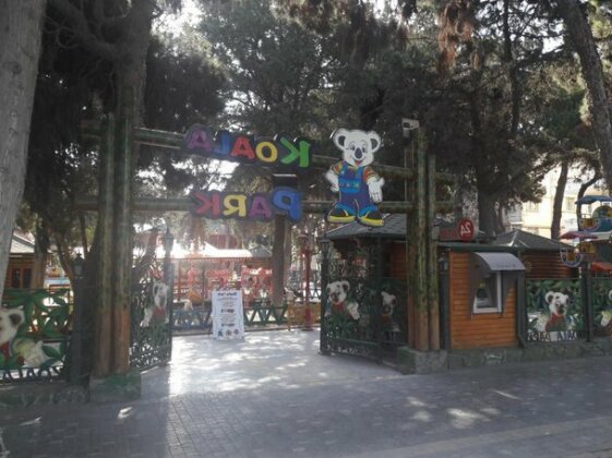 Photo 3
