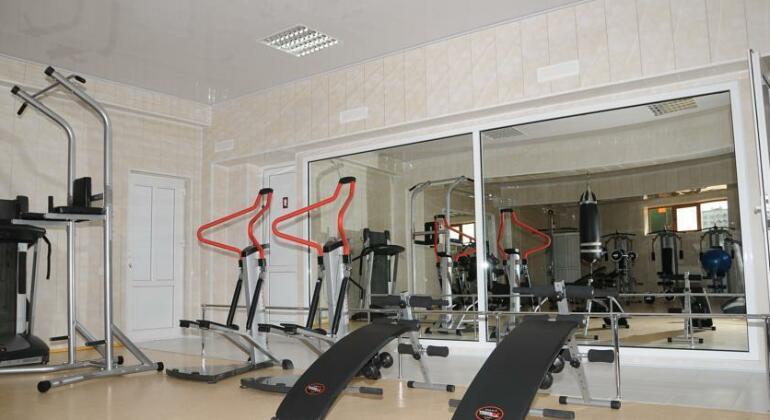 River Side Hotel Shaki - Photo4