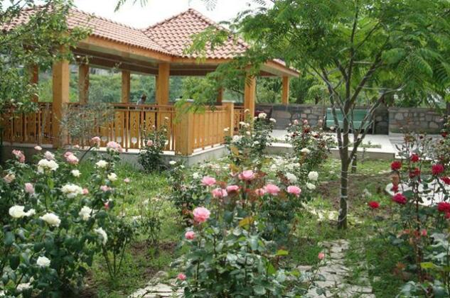 Heghnar Hotel - Photo3