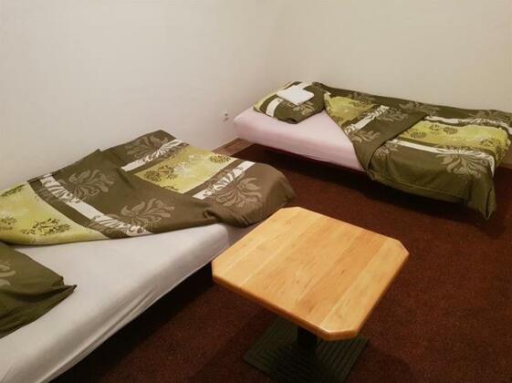 Arno Hostel