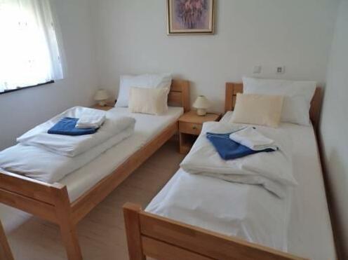 Guest Accommodation Slateks - Photo3