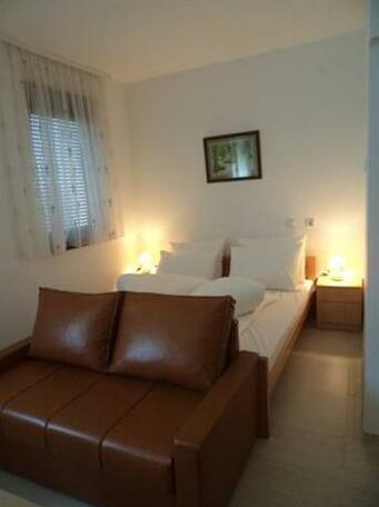 Guest Accommodation Slateks - Photo5
