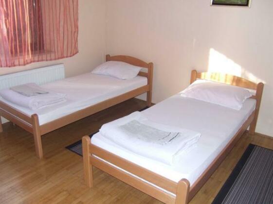 Monaco Inn - Photo4