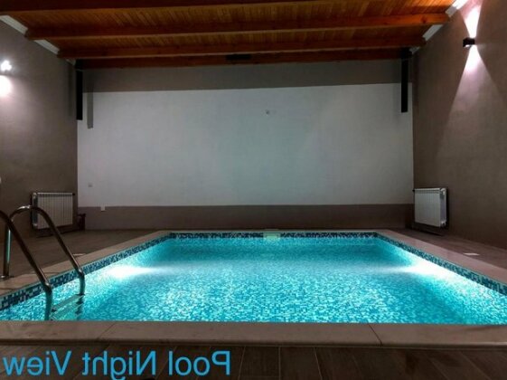 Apartments with Swimming Pool - Zboriste - Photo2