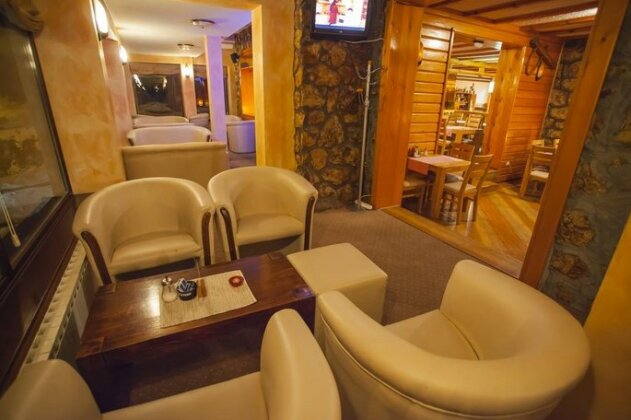 Hotel Board - Photo3