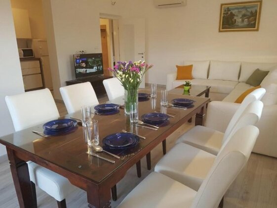 Apartman Lora - Photo2