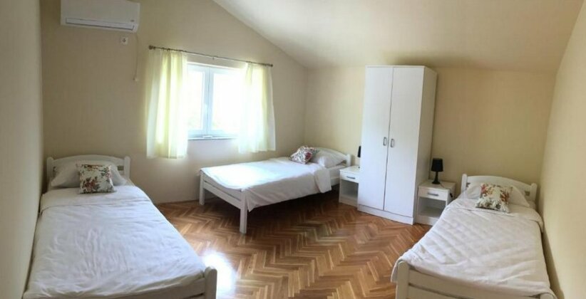 Guest house Pezer