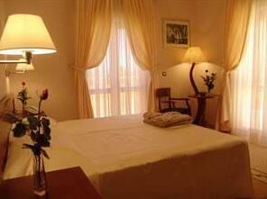 Hotel Hum - Photo2