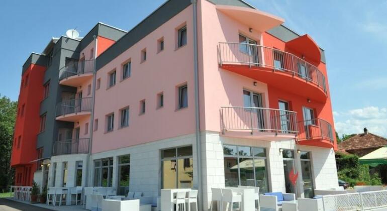 Hotel Ivona - Photo2