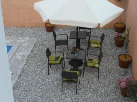AppleLine Apartments - Photo2