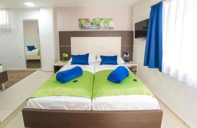 Five Rivers Rooms - Photo5