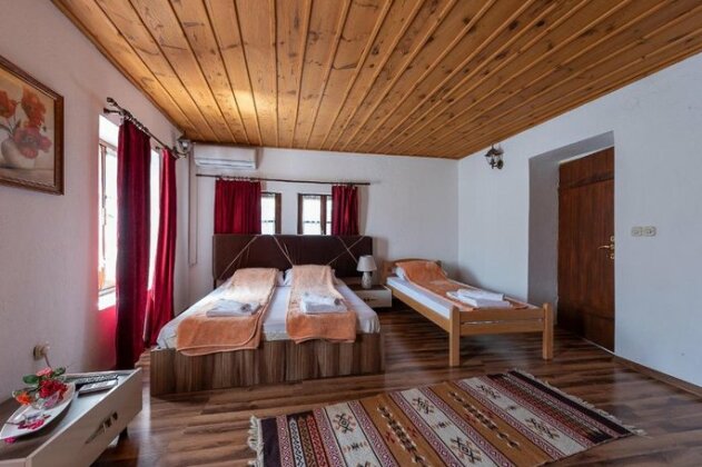 Guest House Mostar Terrace - Photo3