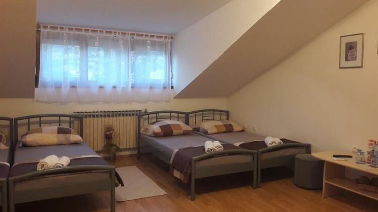 Guest House Stari - Photo4