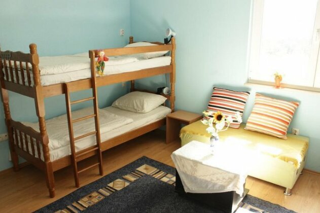 Photo 3