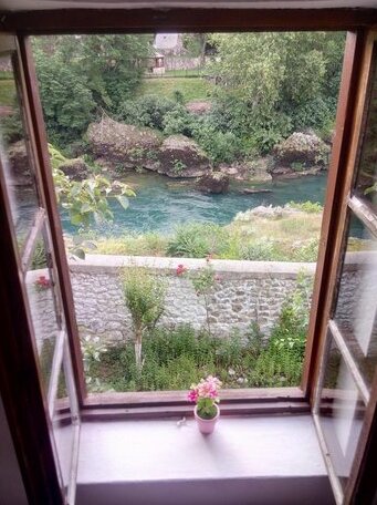 Lovely Bosnian Home - Photo2