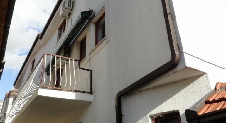Pansion Isa - Photo2