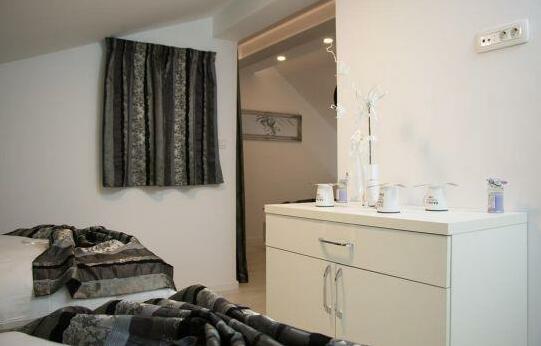 Rooms Villa Downtown - Photo5